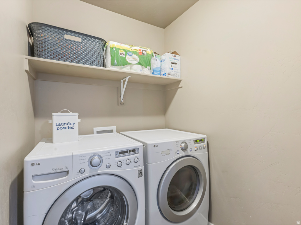 4586 W VERMILLION DR South Jordan, UT 84009