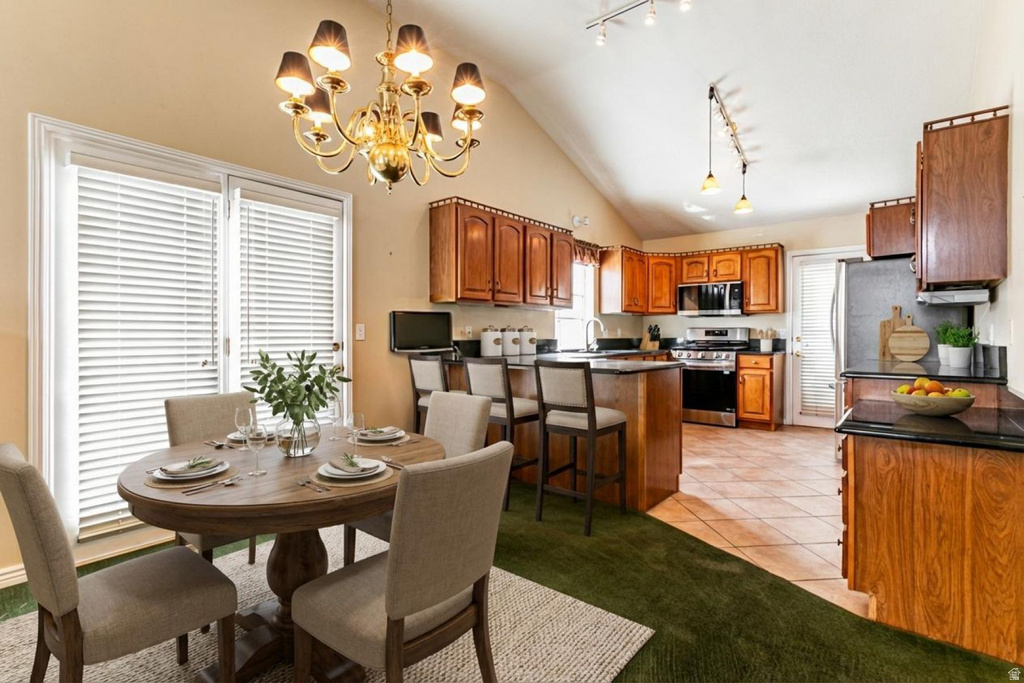 246 E COTTAGE WOOD LN Murray, UT 84107