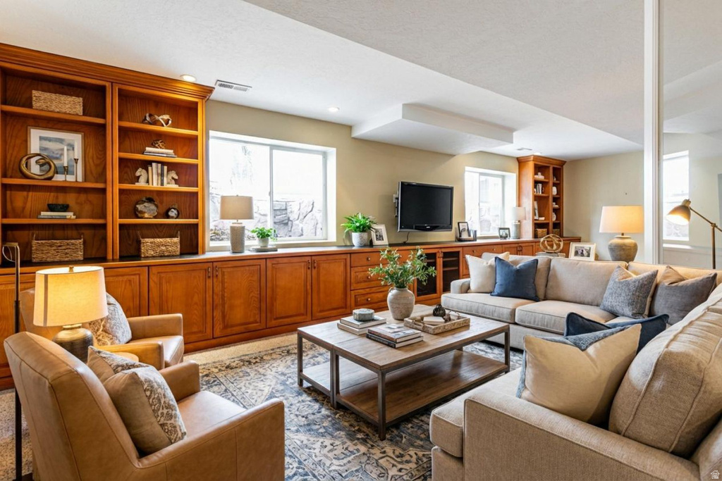 246 E COTTAGE WOOD LN Murray, UT 84107