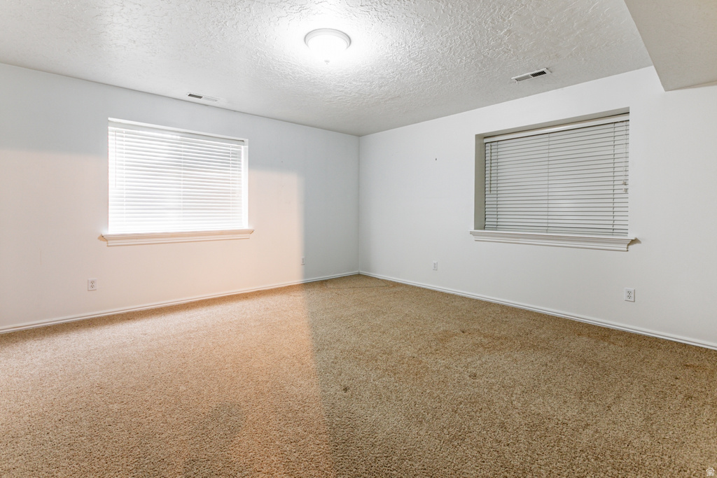 246 E COTTAGE WOOD LN Murray, UT 84107