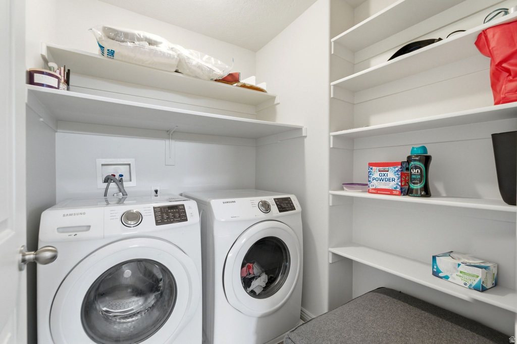 7097 W COTTAGE DR West Jordan, UT 84081