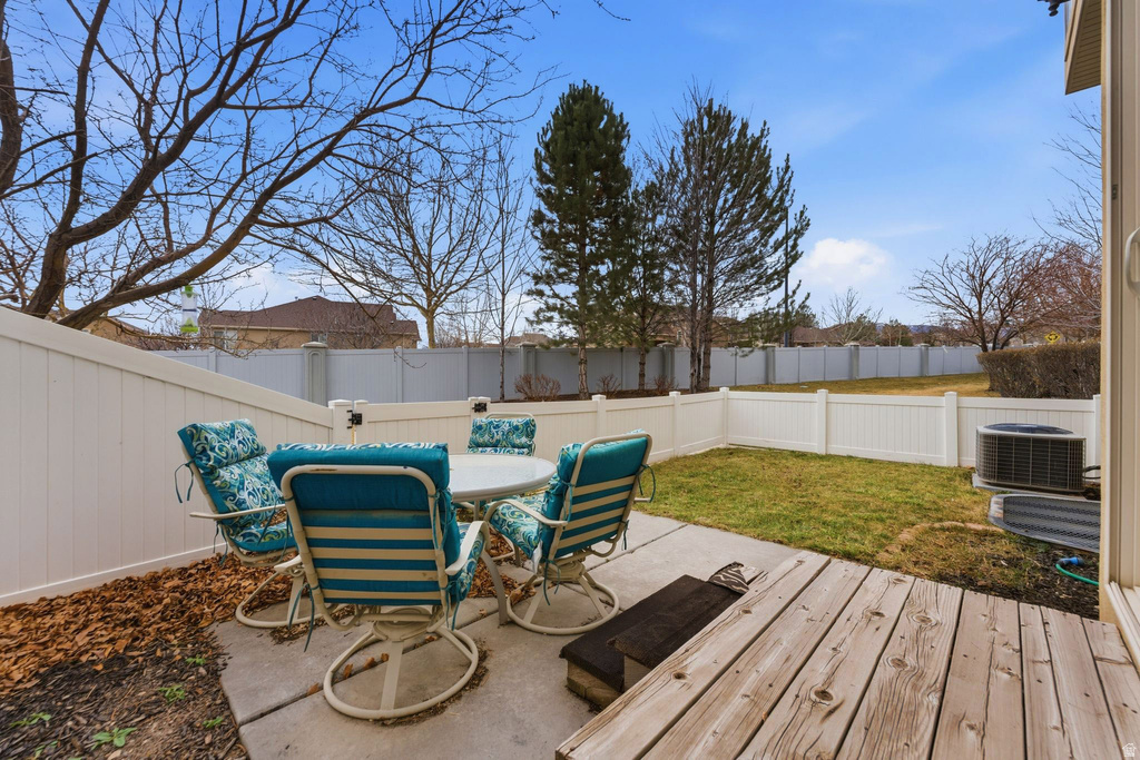 7097 W COTTAGE DR West Jordan, UT 84081