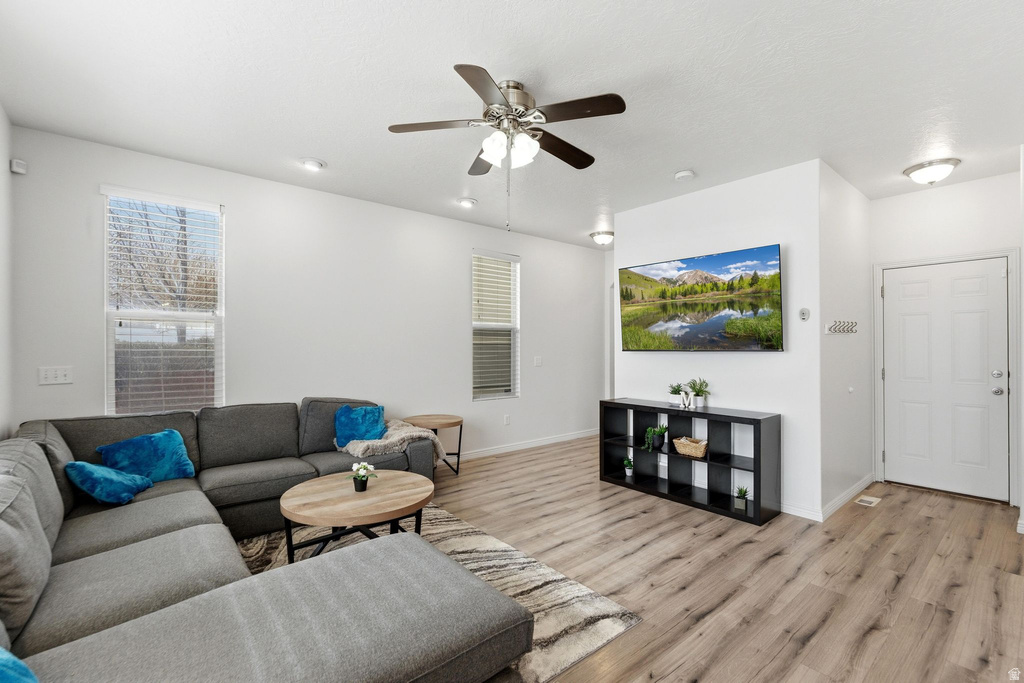 7097 W COTTAGE DR West Jordan, UT 84081