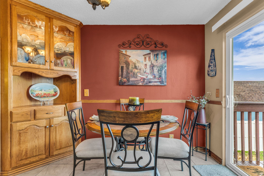 3860 W BURGESS RD Taylorsville, UT 84129