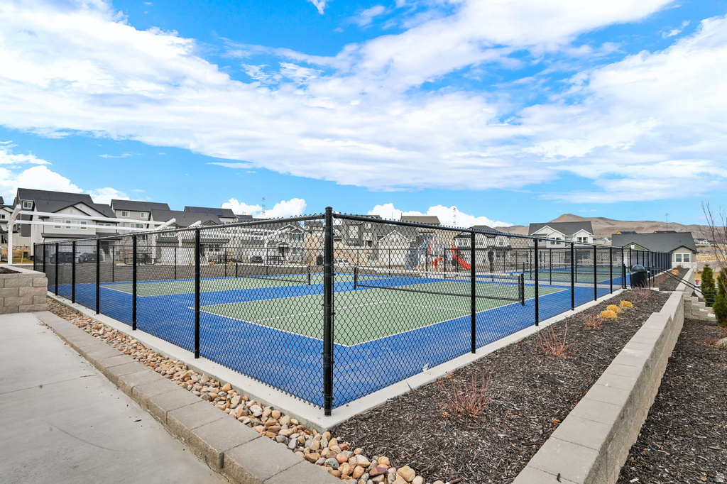 779 N PRATT LN #T302 Saratoga Springs, UT 84045