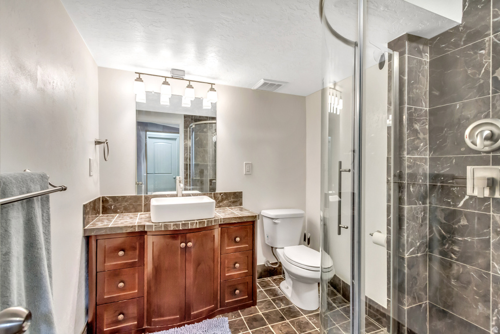 7074 S RIALTO WAY Salt Lake City, UT 84129