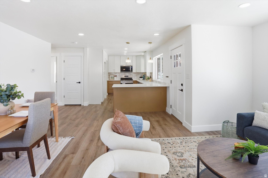 2195 E WILSON AVE Salt Lake City, UT 84108