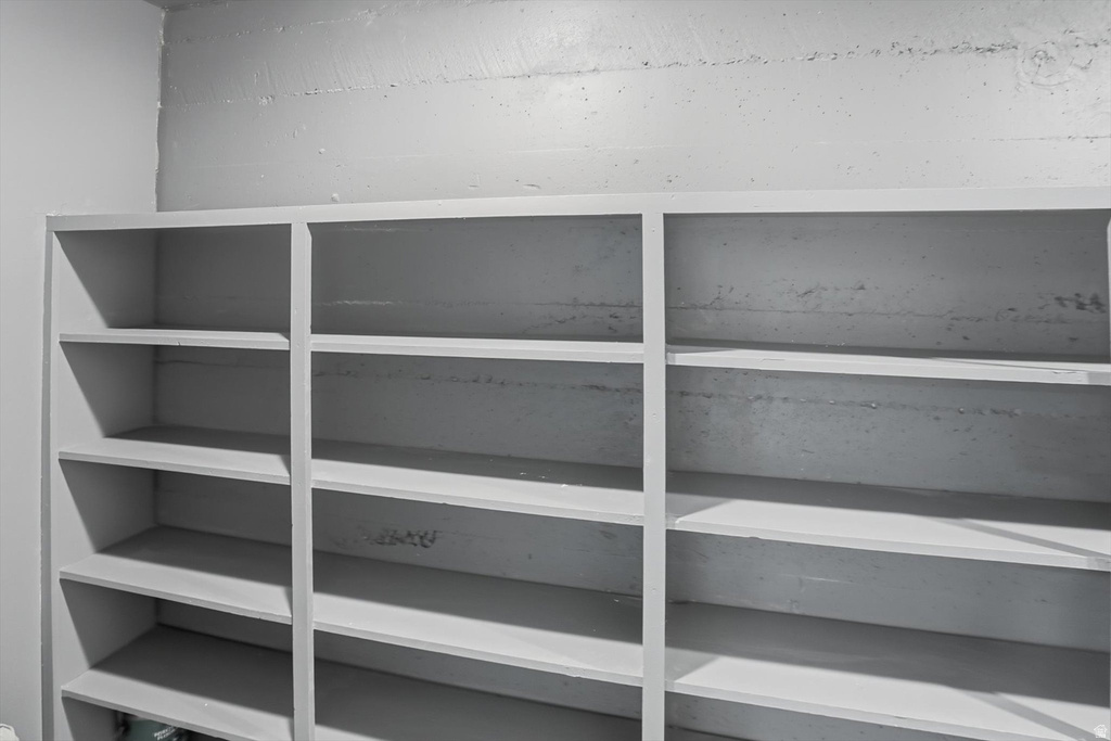 2195 E WILSON AVE Salt Lake City, UT 84108