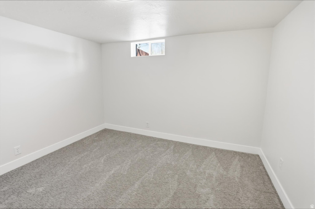 2195 E WILSON AVE Salt Lake City, UT 84108