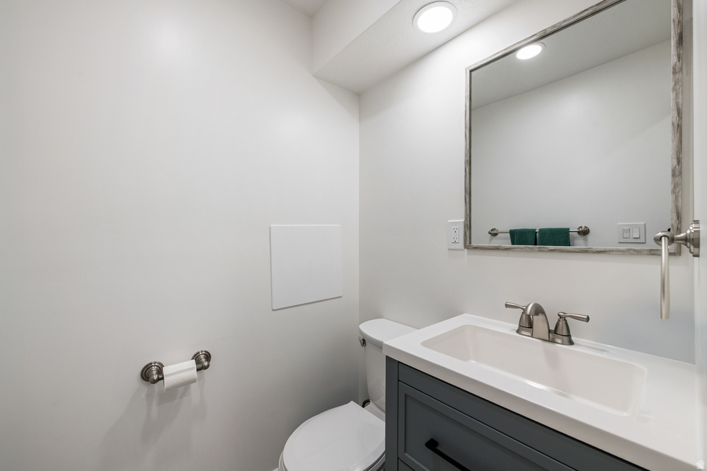 2052 E ASHTON CIR Salt Lake City, UT 84109