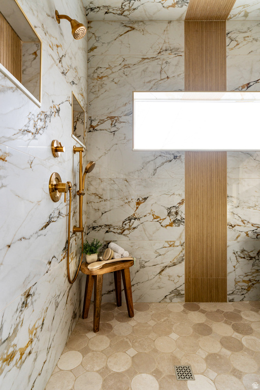 11446 S MOUNTAIN RIDGE CIR Sandy, UT 84092