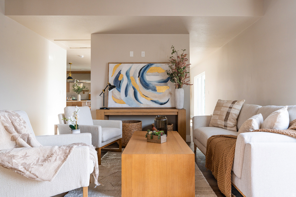 11446 S MOUNTAIN RIDGE CIR Sandy, UT 84092