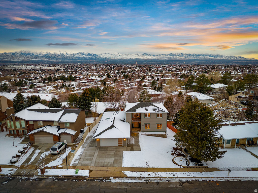 11446 S MOUNTAIN RIDGE CIR Sandy, UT 84092