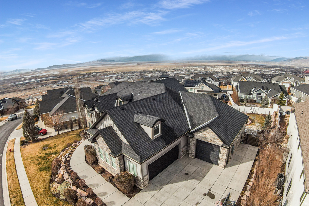977 S PARKWAY North Salt Lake, UT 84054