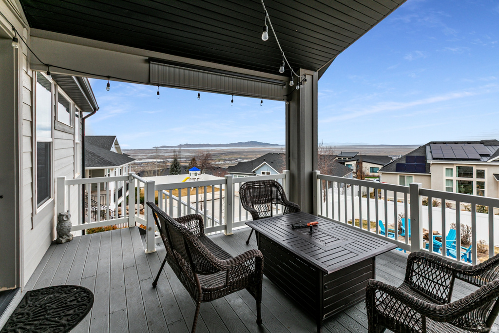 977 S PARKWAY North Salt Lake, UT 84054