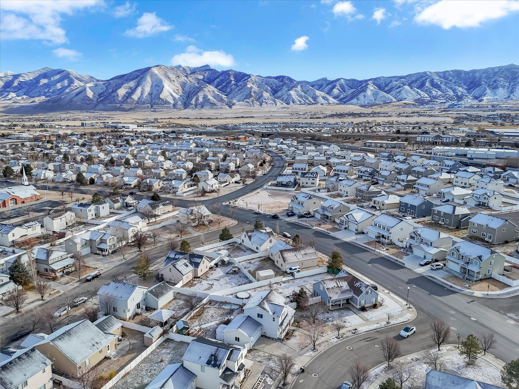 58 W 1570 N Tooele, UT 84074