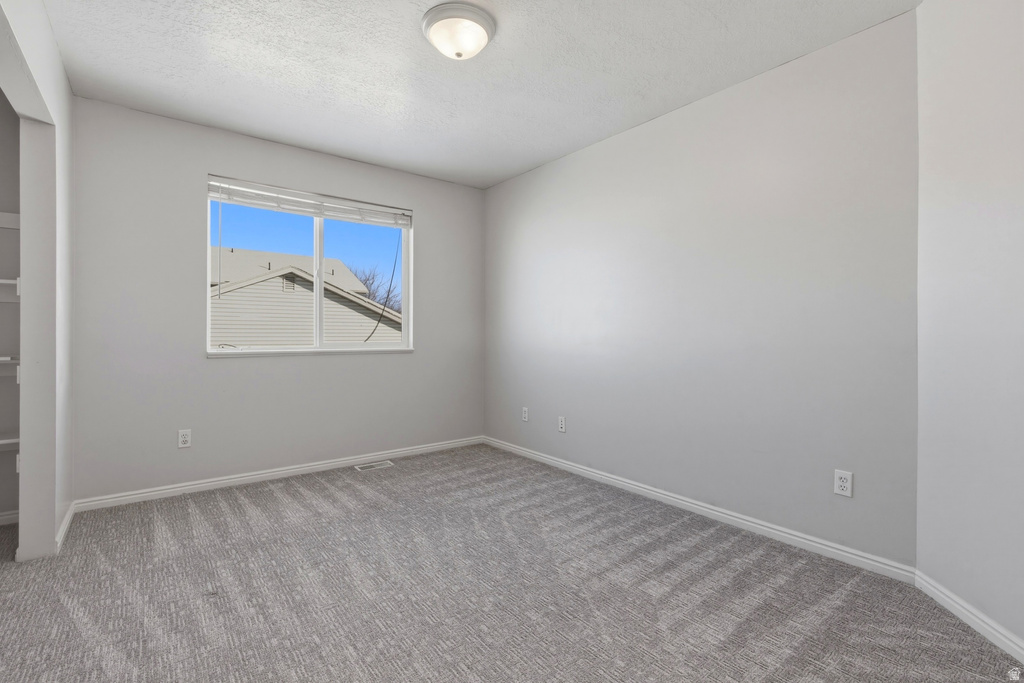 3022 W 4750 S Roy, UT 84067