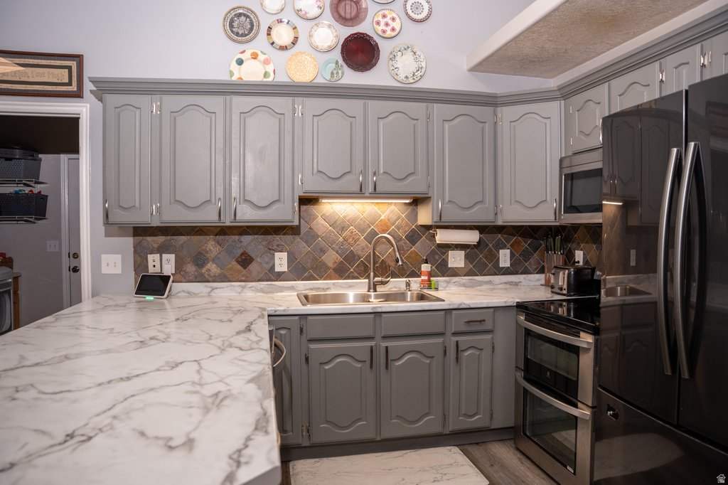 13638 S 3160 W Riverton, UT 84065