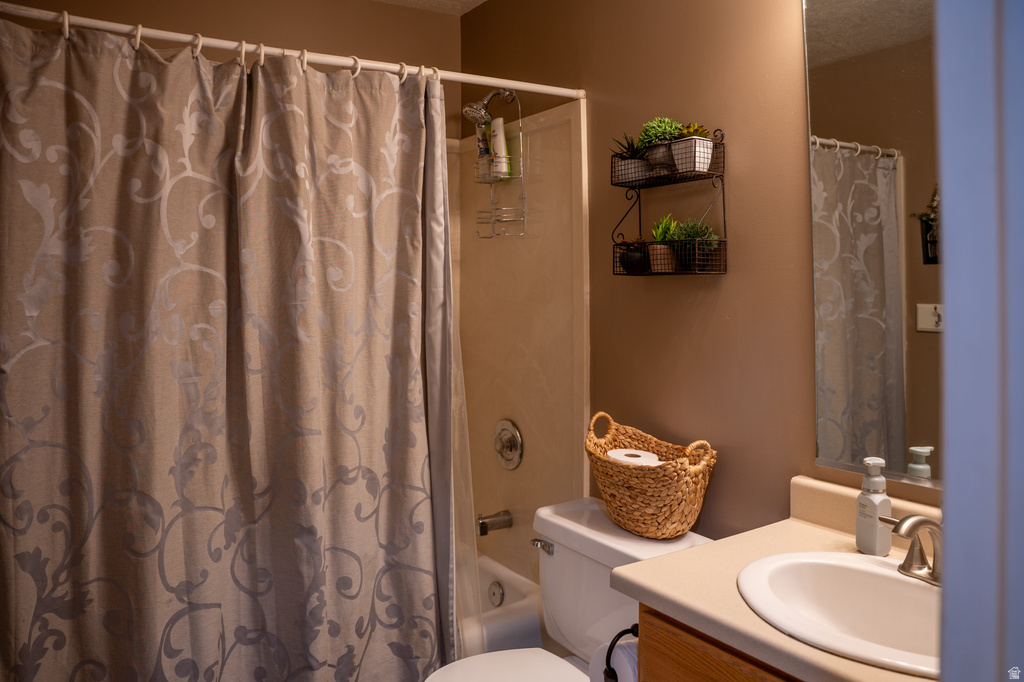 13638 S 3160 W Riverton, UT 84065