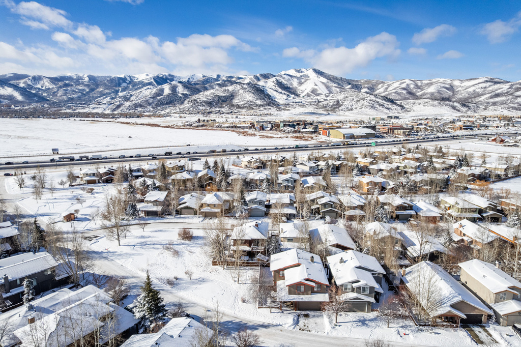 1023 STATION LOOP RD Park City, UT 84098