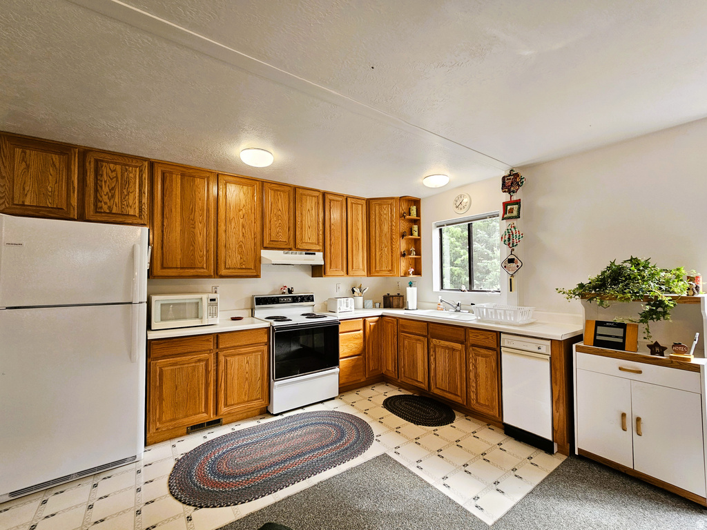 38 TWIN CREEK DR #V38 Mt Pleasant, UT 84647