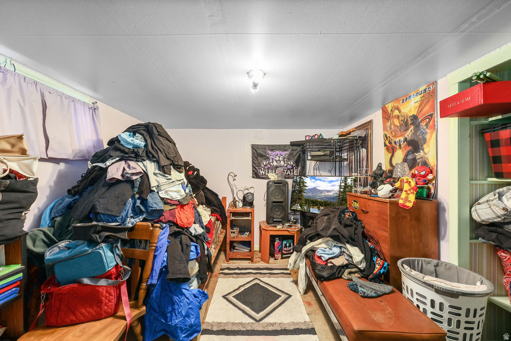 2985 PENNSYLVANIA AVE Ogden, UT 84401