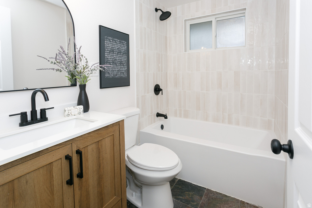 11 QUEBEC CIR Tooele, UT 84074