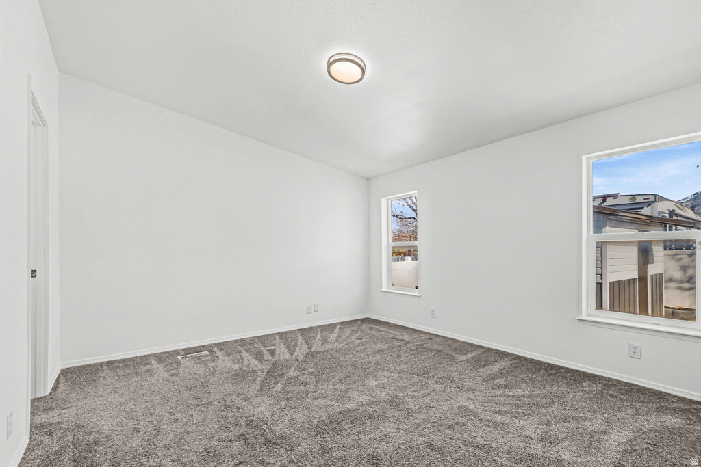 1011 S 900 W Tooele, UT 84074