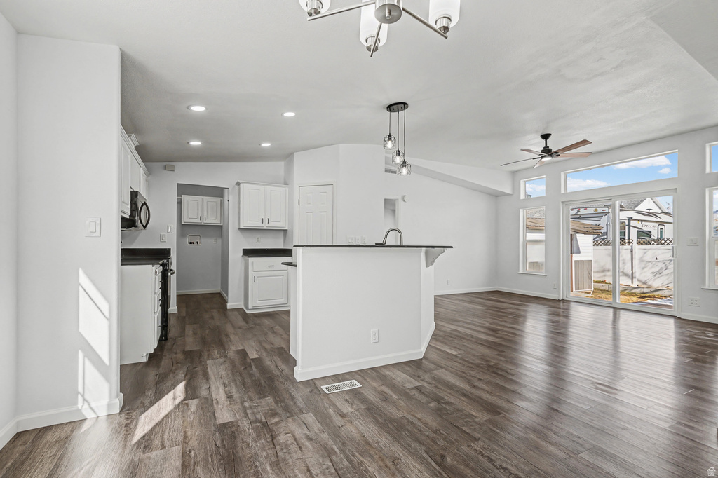 1011 S 900 W Tooele, UT 84074