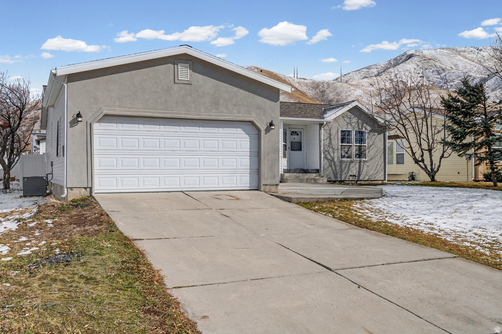 1011 S 900 W Tooele, UT 84074