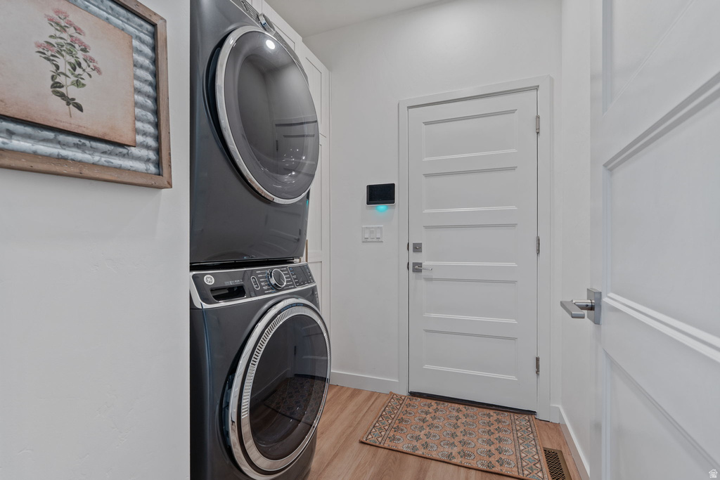 10617 S SPLIT ROCK DR South Jordan, UT 84009