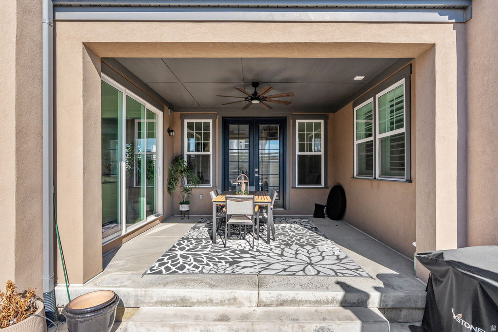 10617 S SPLIT ROCK DR South Jordan, UT 84009