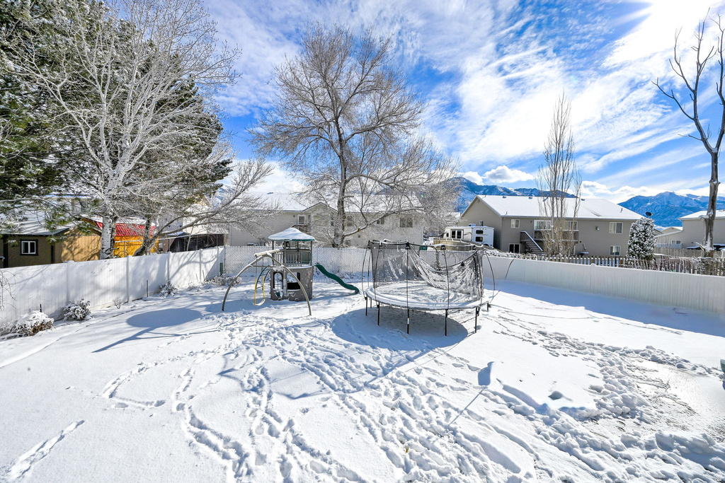 2382 N 450 W Harrisville, UT 84414