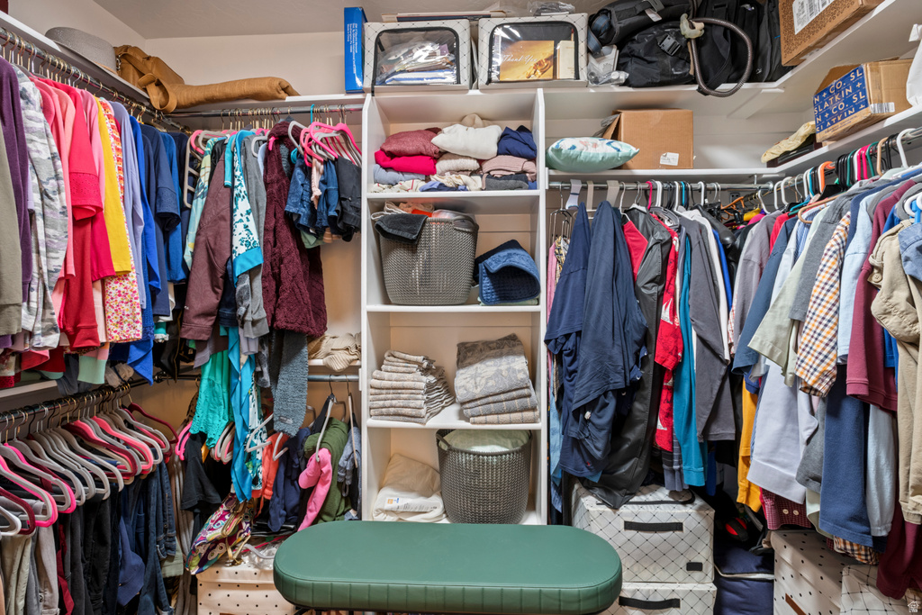 949 W TEAL RUN WAY Salt Lake City, UT 84119