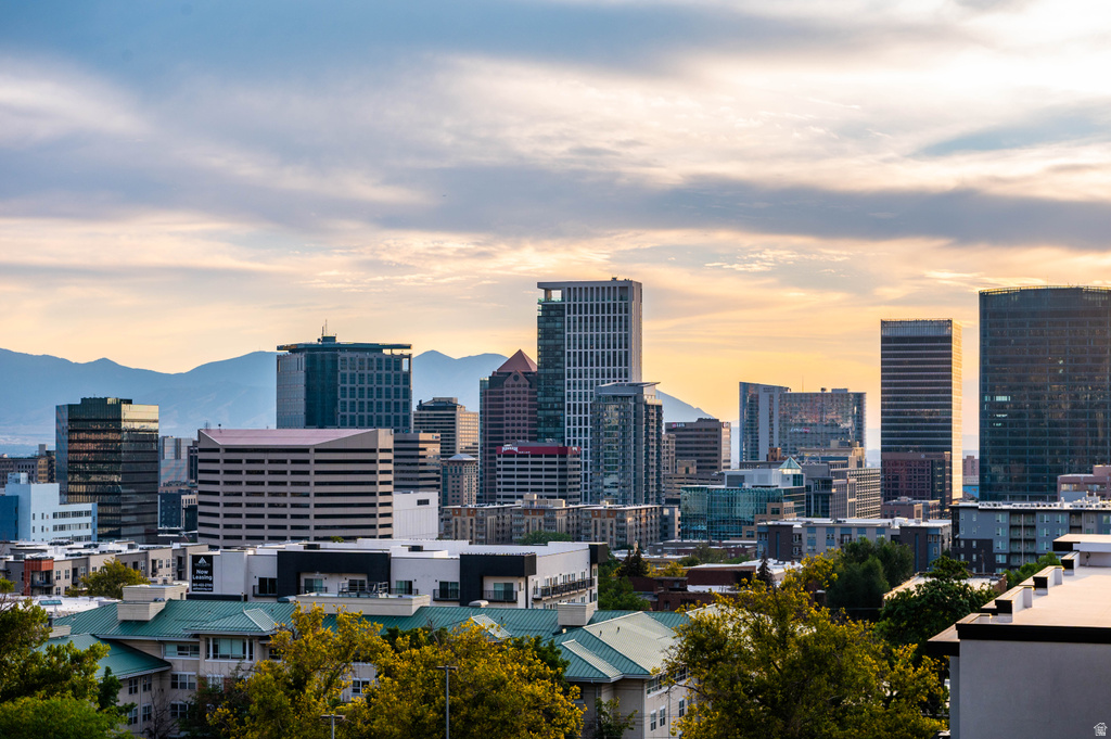 560 E SOUTH TEMPLE #704 Salt Lake City, UT 84102