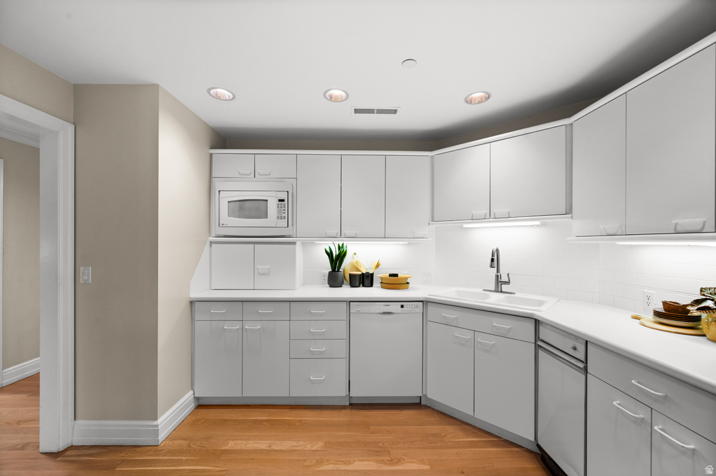 560 E SOUTH TEMPLE #704 Salt Lake City, UT 84102