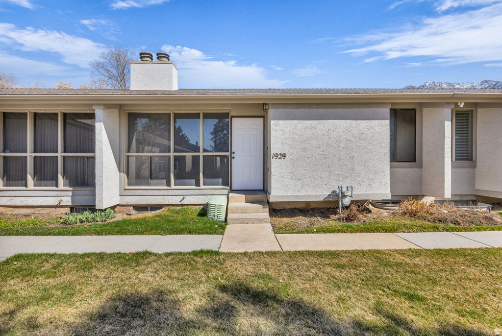 1929 E 5625 S South Ogden, UT 84403