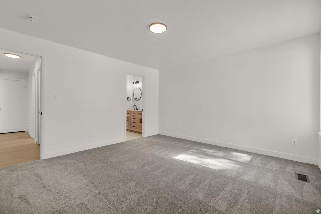 1929 E 5625 S South Ogden, UT 84403