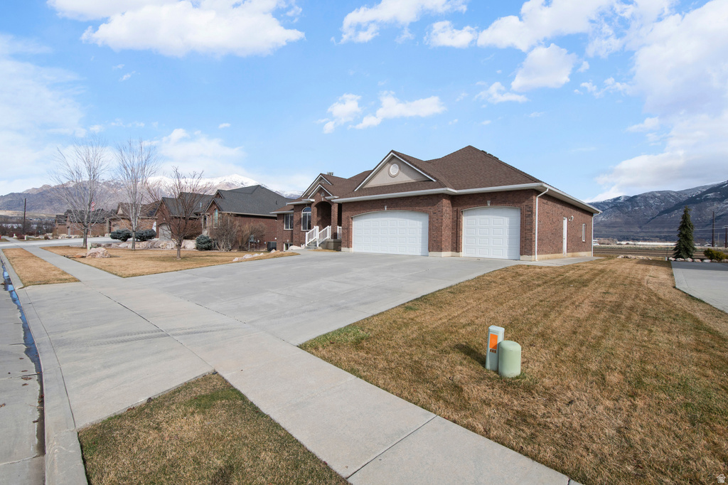 1780 N 1350 W Farr West, UT 84404
