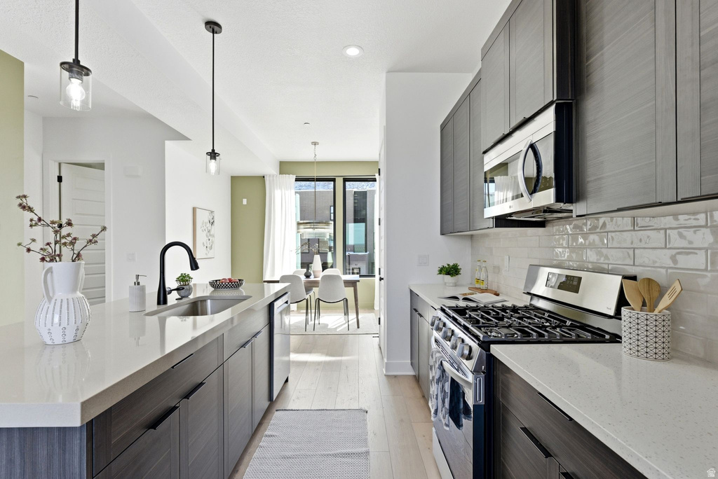 311 E ENDURANCE CIR Draper, UT 84020