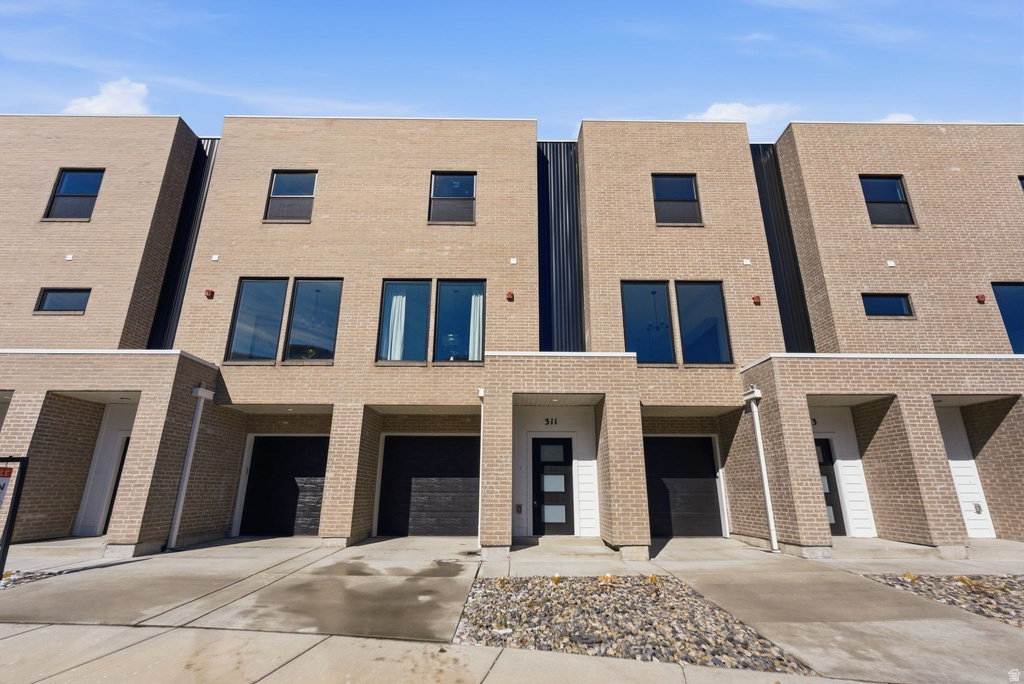 311 E ENDURANCE CIR Draper, UT 84020