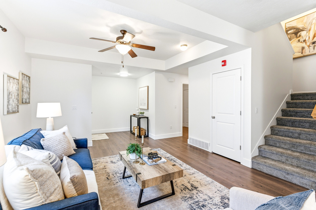 4729 W THORNDALE WAY West Jordan, UT 84084