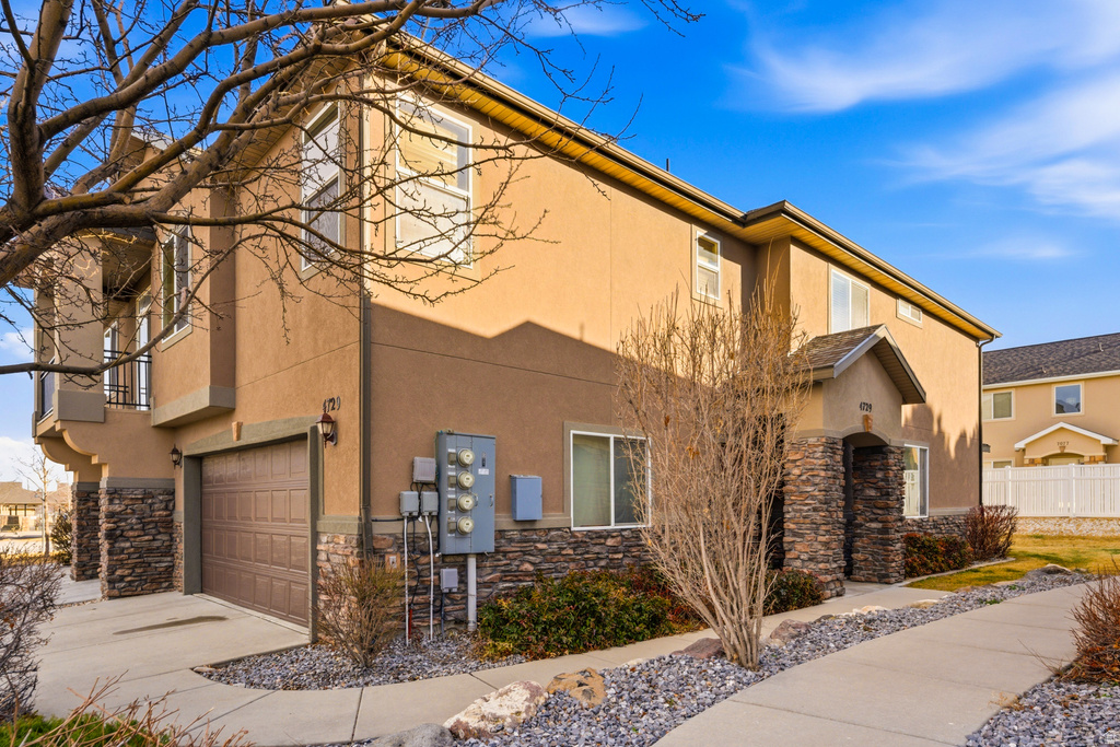 4729 W THORNDALE WAY West Jordan, UT 84084