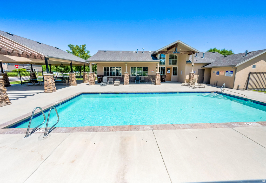 4729 W THORNDALE WAY West Jordan, UT 84084