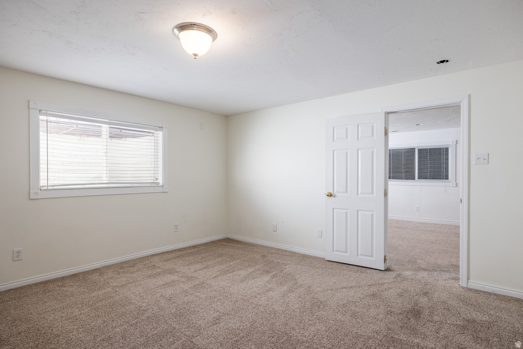 5365 W ALPINE FLOWER CIR Kearns, UT 84118