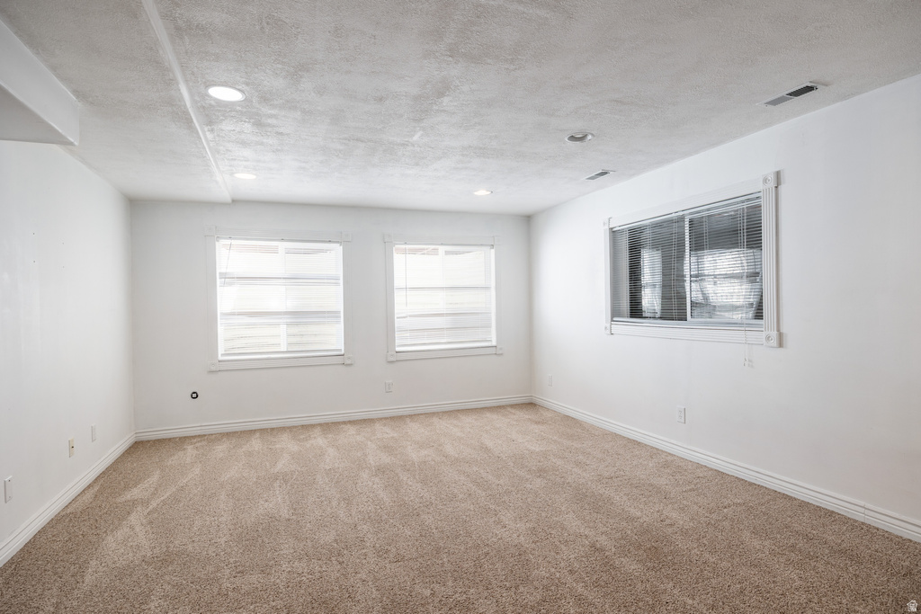 5365 W ALPINE FLOWER CIR Kearns, UT 84118