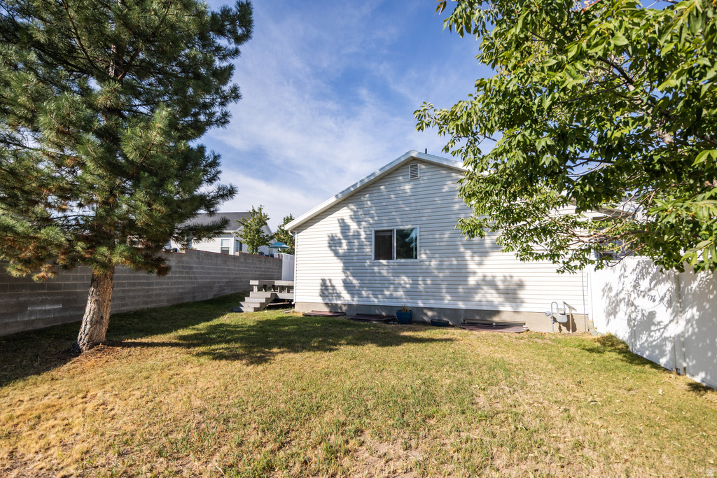5365 W ALPINE FLOWER CIR Kearns, UT 84118