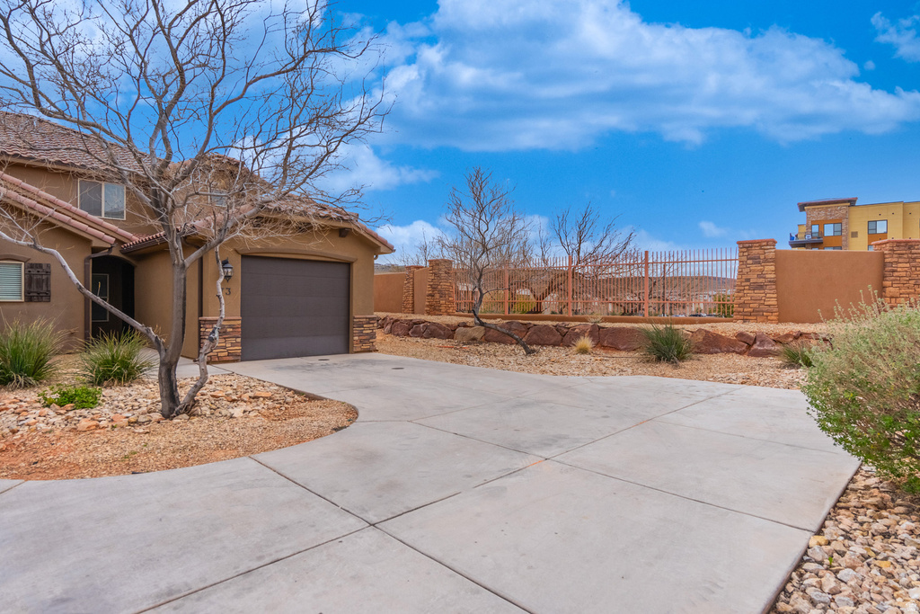 325 N RED STONE RD #73 Washington, UT 84780