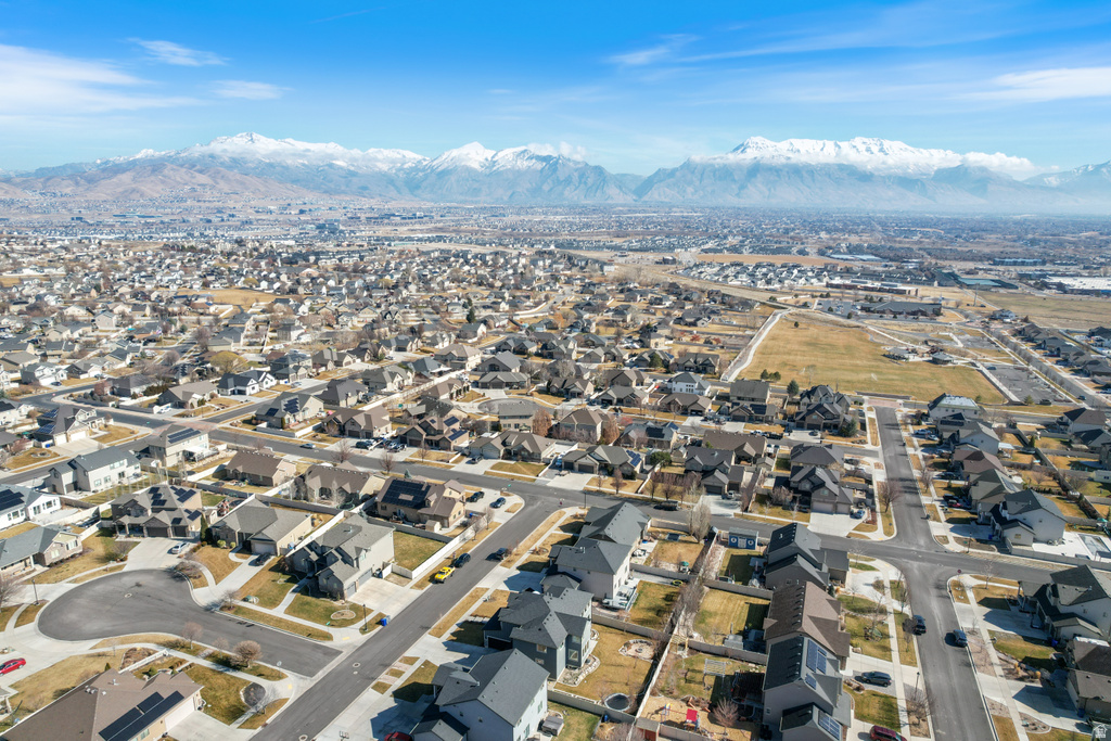 607 SAGE LN Saratoga Springs, UT 84045