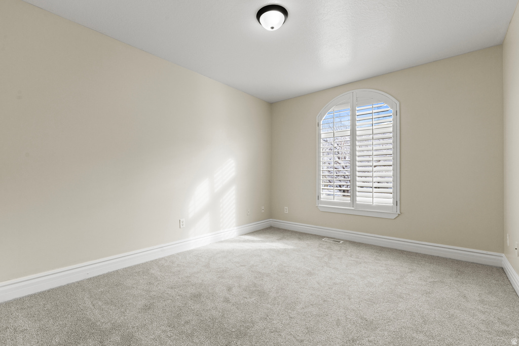 2266 S 450 W Perry, UT 84302